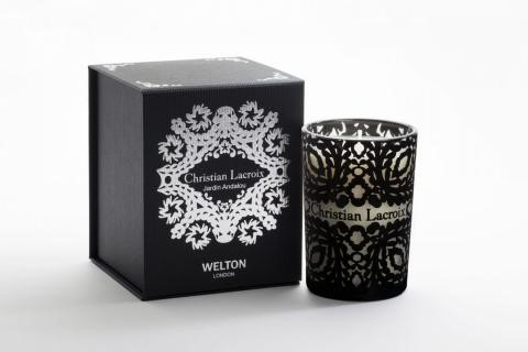 http://winners-immo.com/sites/winners-immo.com/files/styles/large/public/Winners-immo-christian-lacroix-bougie-Fleurs%20de%20S%C3%A9ville-Jardin%20Andalou-Nuit%20Gitane.jpg?itok=U8m8Y1-W